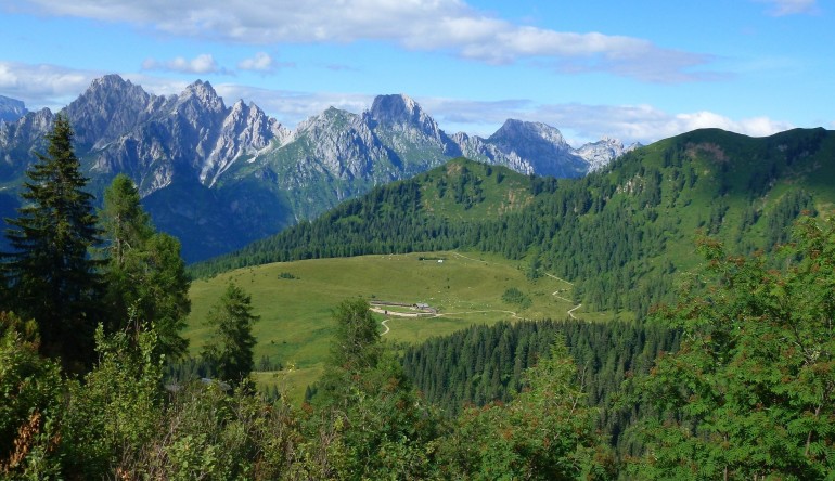 CARNIA: ECCELLENZE IN MALGA CON CHEF STELLATI E DELLA TV